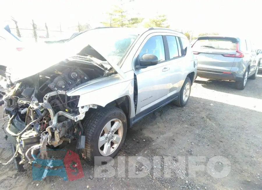 1C4NJCBA1ED513574 Photo# 2