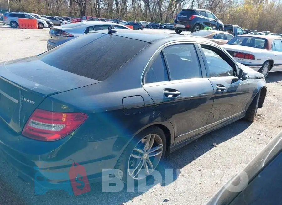 WDDGF8AB7DR280566 Photo# 4