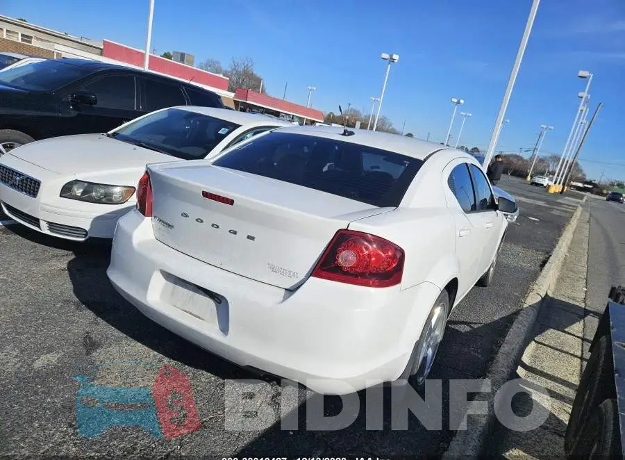 1C3CDZABXDN700773 Photo# 3