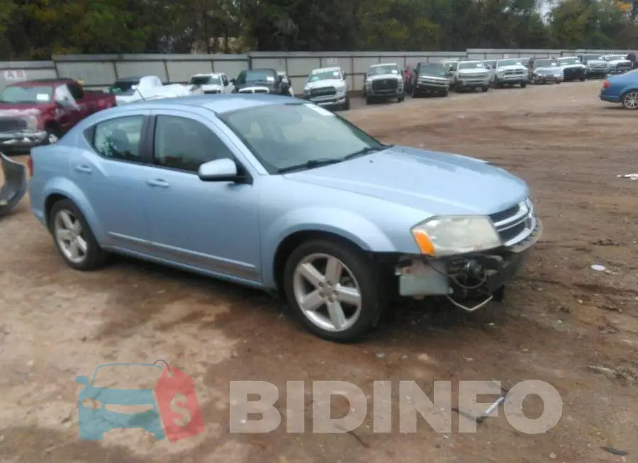 1C3CDZCB8DN682223 Photo# 1