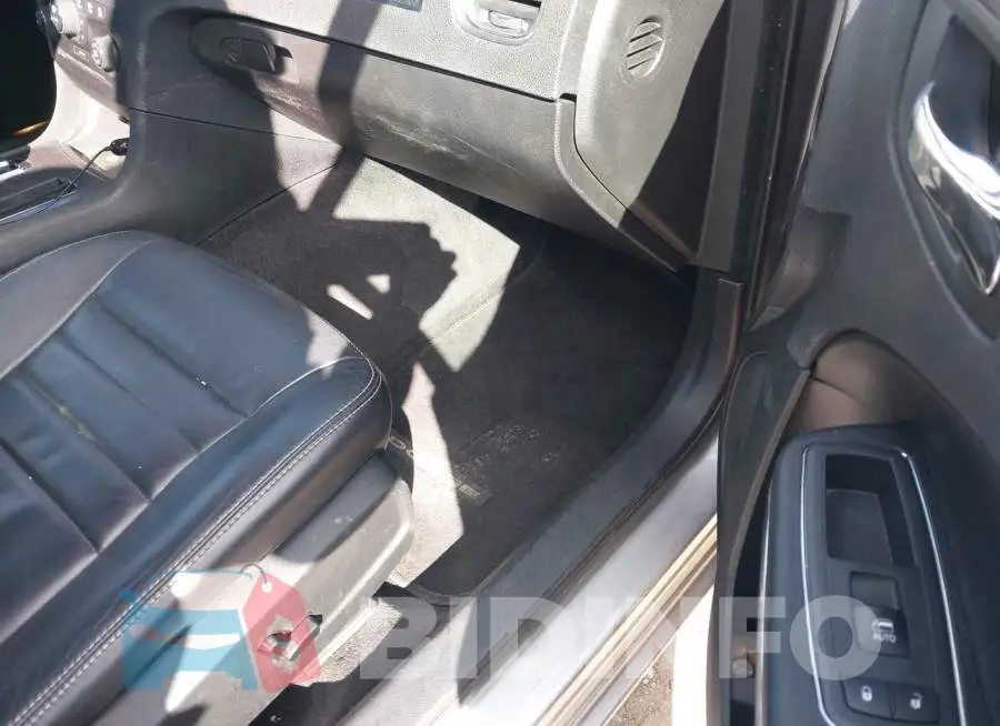 2C3CDXJG2DH596014 Photo# 5