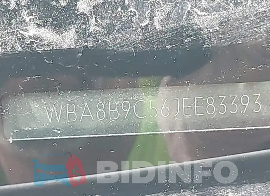 WBA8B9C56JEE83393 Photo# 9