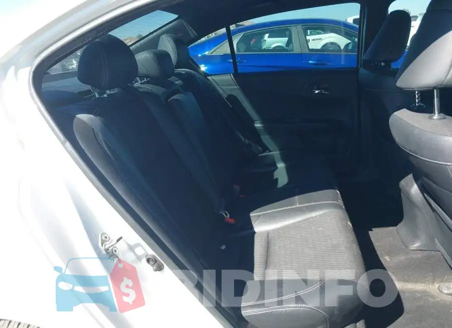 1HGCR2F57HA243541 Photo# 8