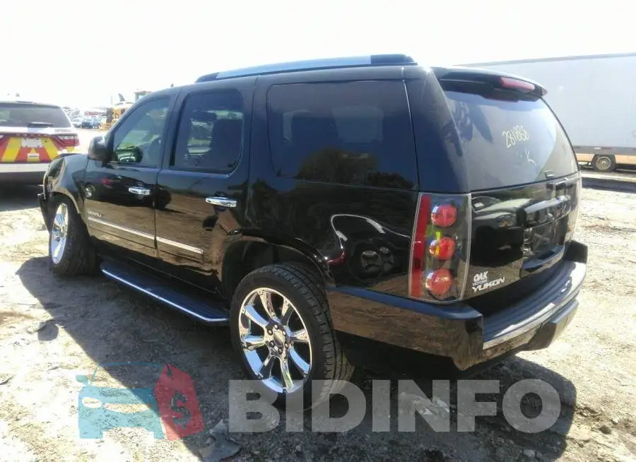 1GKS1EEF8DR281888 Photo# 3