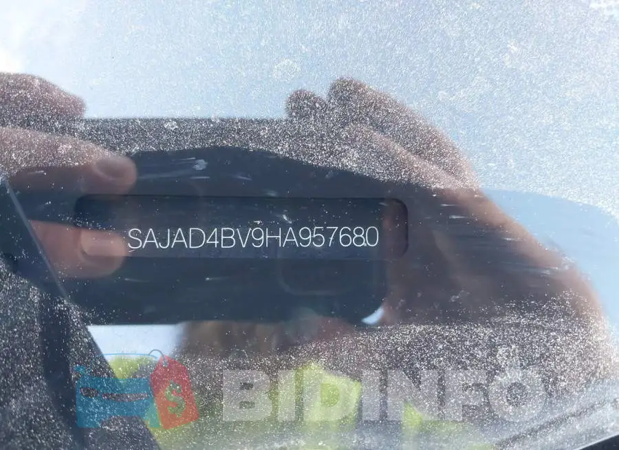 SAJAD4BV9HA957680 Photo# 9