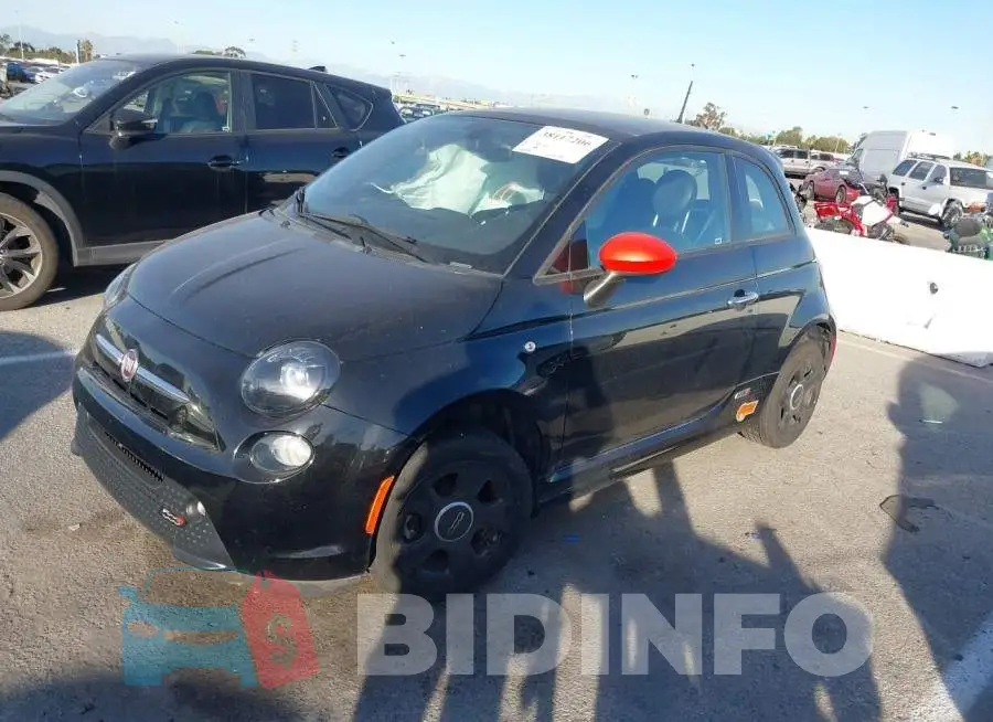 3C3CFFGE7HT550377 Photo# 2