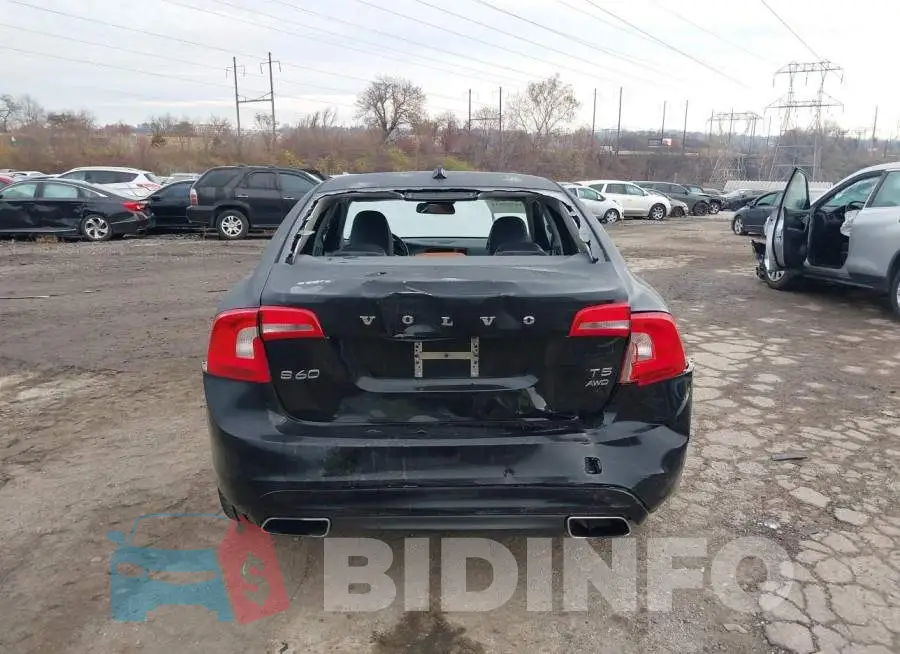 YV1612FH4E2279491 Photo# 6