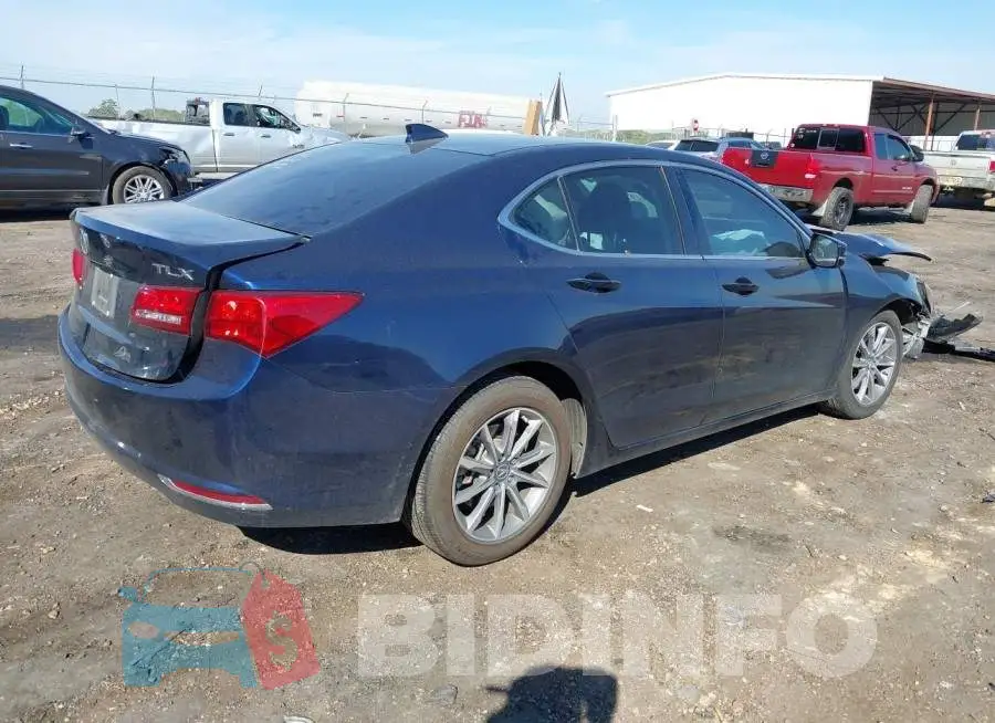 19UUB1F56JA010047 Photo# 4