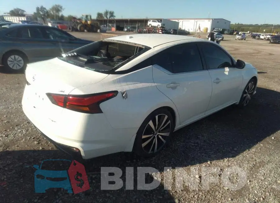 1N4BL4CV1KC181096 Photo# 4