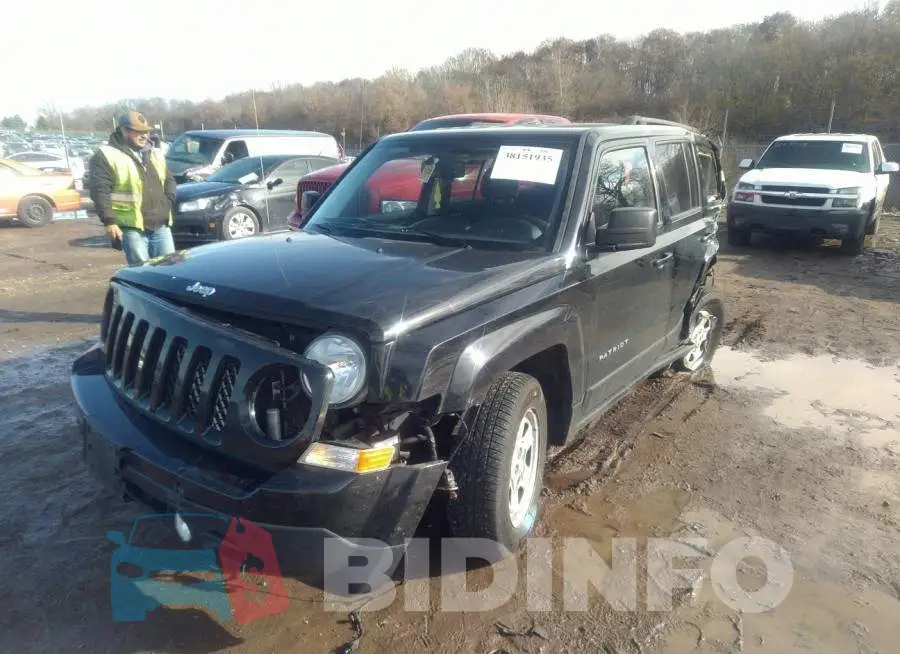 1C4NJRBB4ED749082 Photo# 2