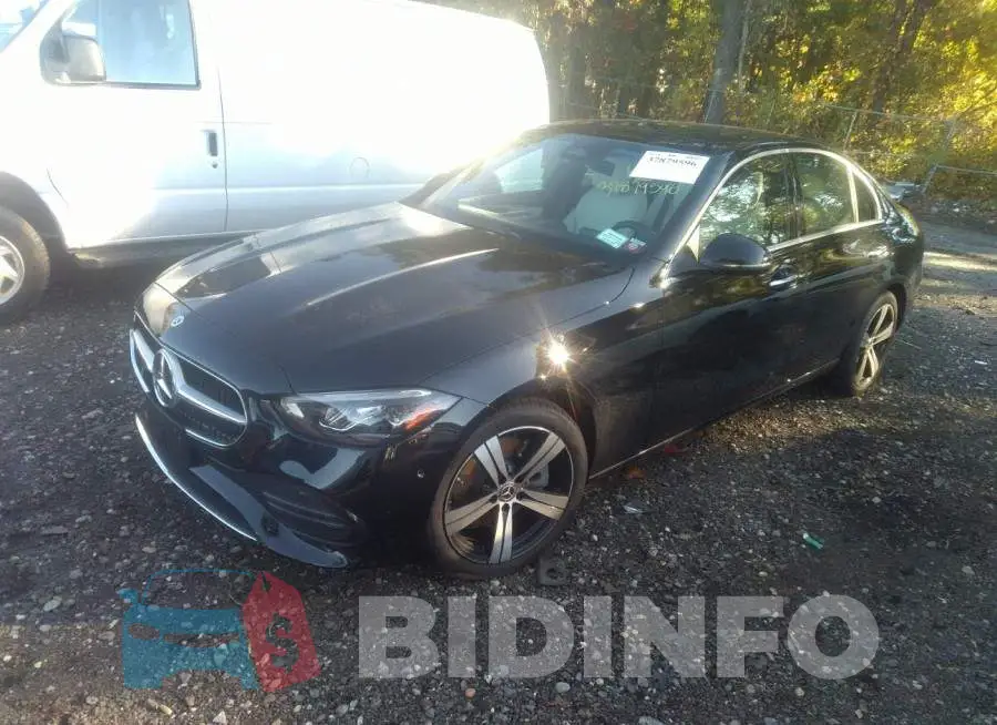 W1KAF4HB1PR142773 Photo# 2