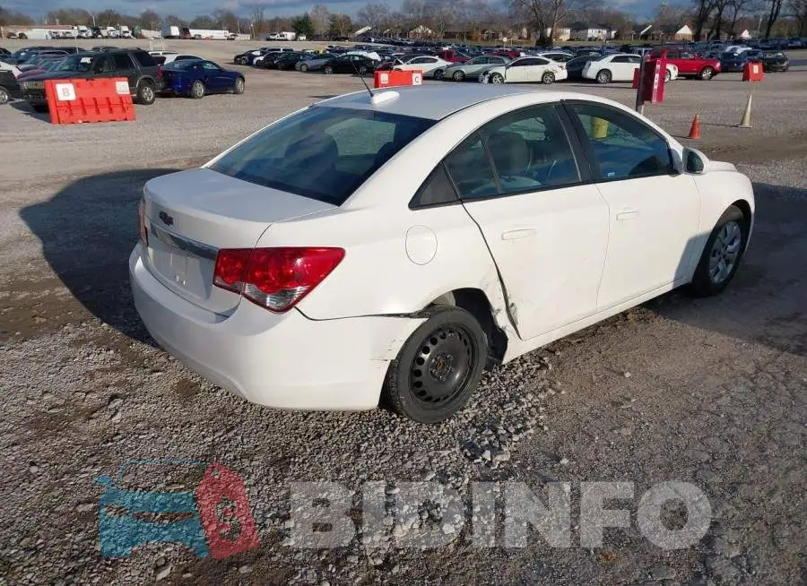 1G1PA5SH3F7144193 Photo# 4