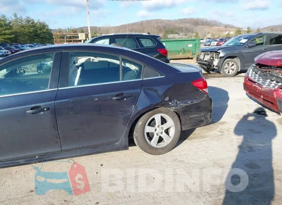1G1PE5SB3G7201915 Photo# 6