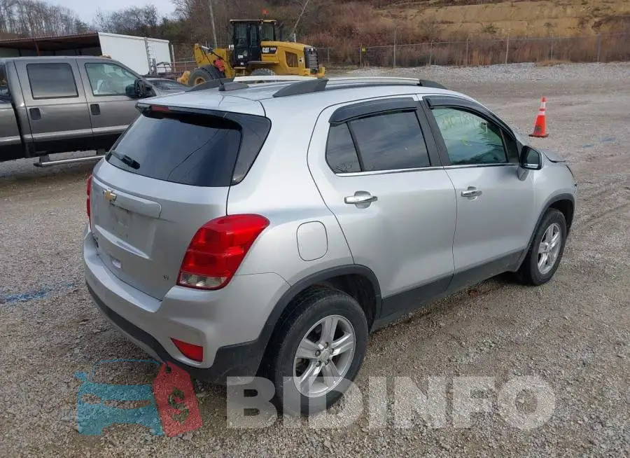 KL7CJPSB2JB679192 Photo# 4