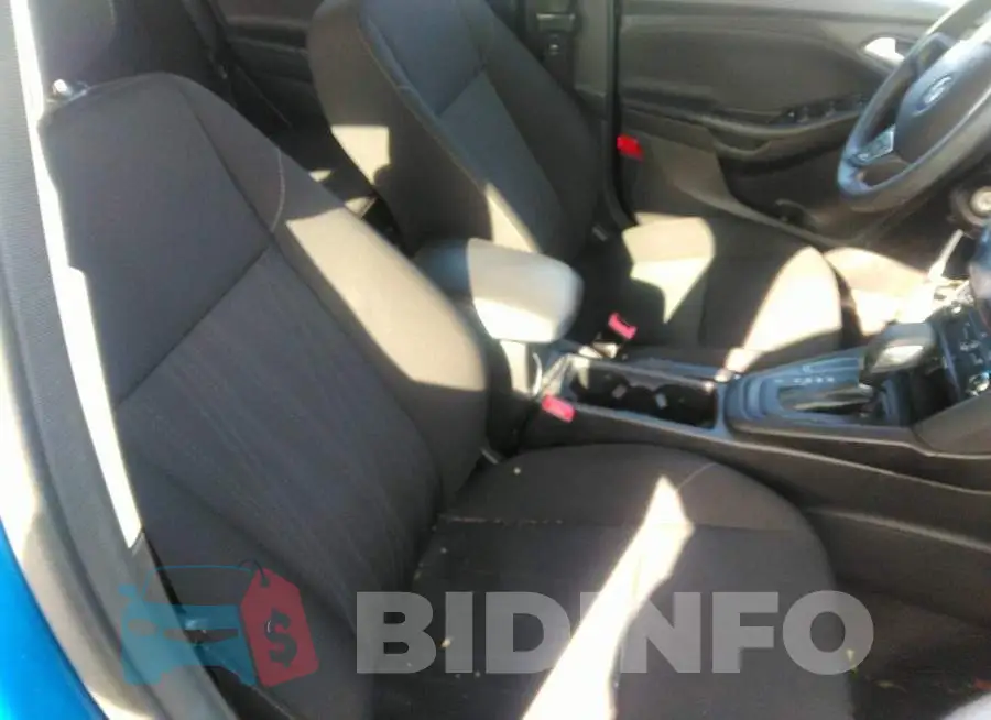 1FADP3K22JL244641 Photo# 5