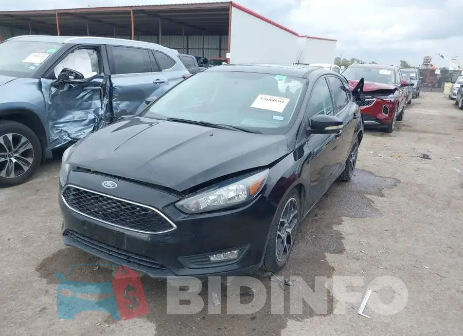 1FADP3M22HL205975 Photo# 2