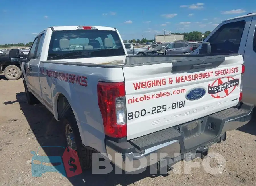 1FT7X2A69JEC62273 Photo# 3
