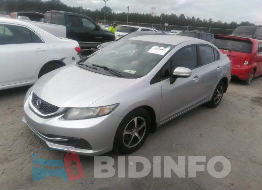 19XFB2F71FE013571 Photo# 2