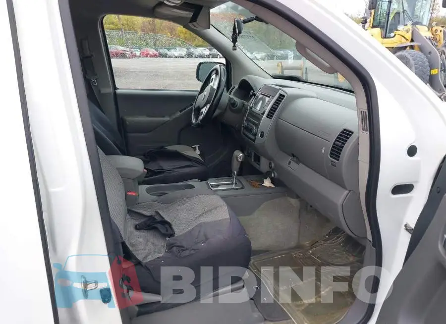 1N6AD0EV2JN751633 Photo# 5