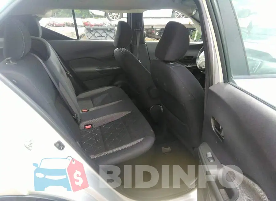 3N1CP5CU7JL543213 Photo# 8