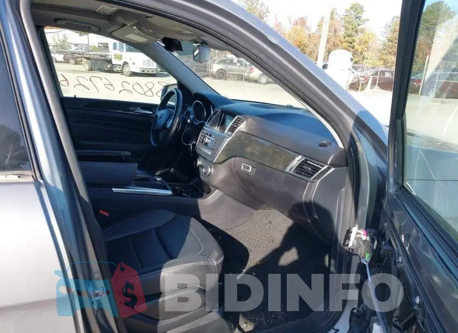 4JGDA5HB5FA617927 Photo# 5