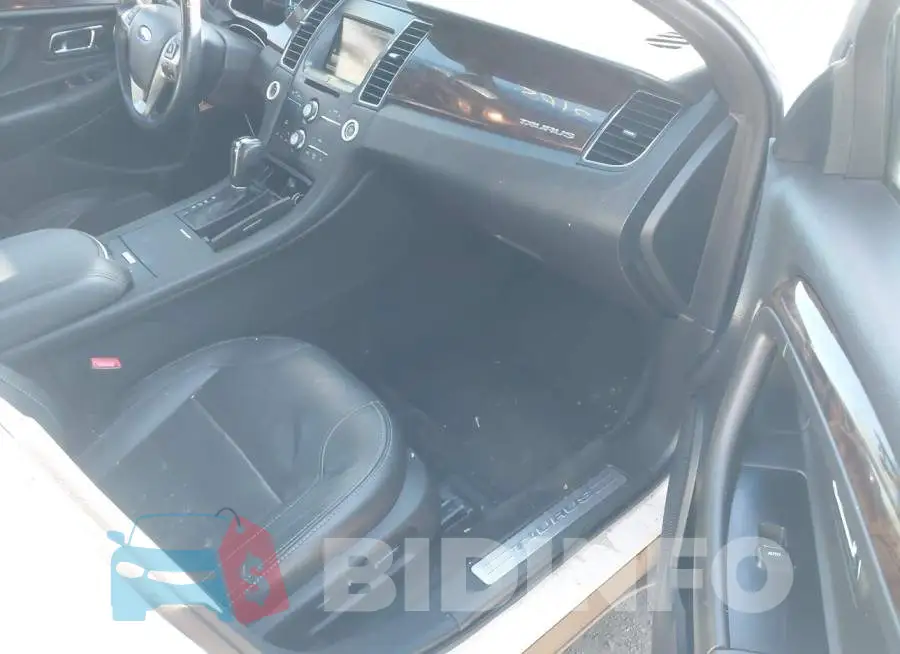 1FAHP2F84FG188292 Photo# 5