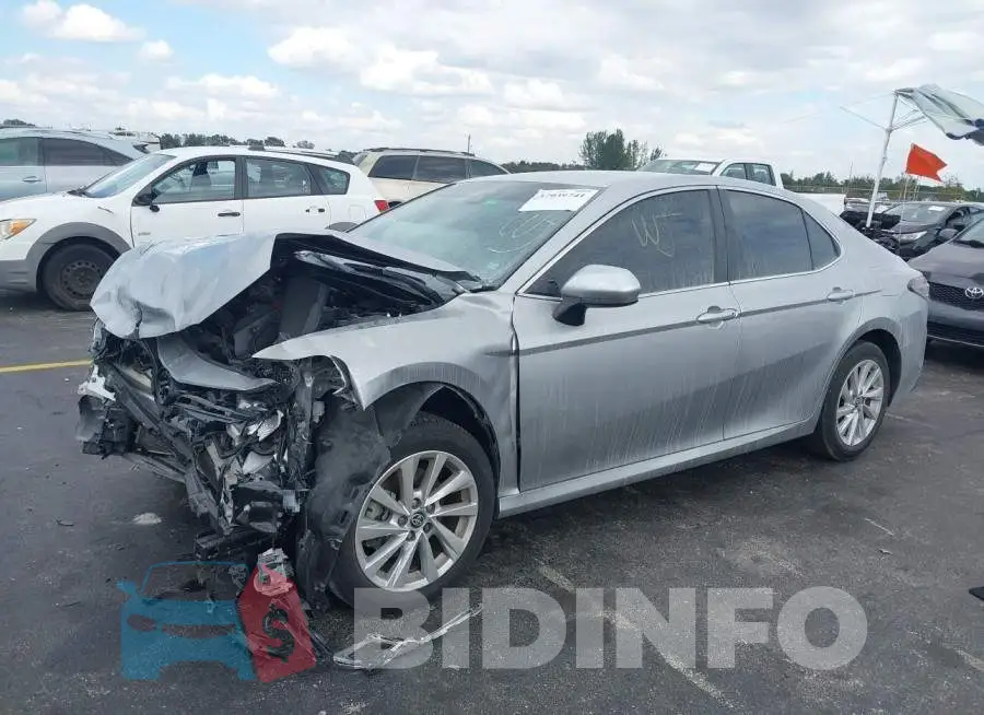 4T1C11AK3PU792157 Photo# 2