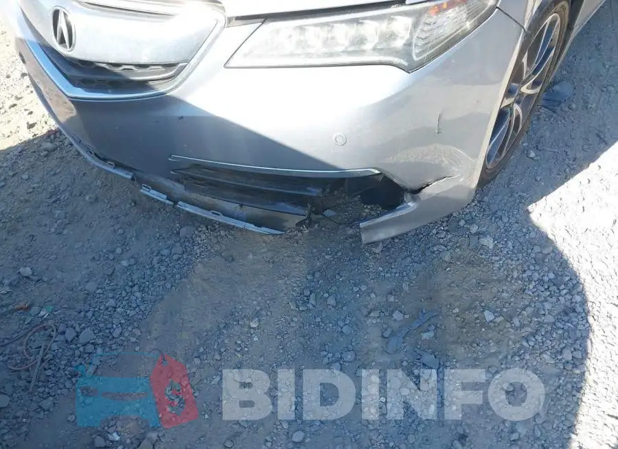 19UUB2F71GA012224 Photo# 6