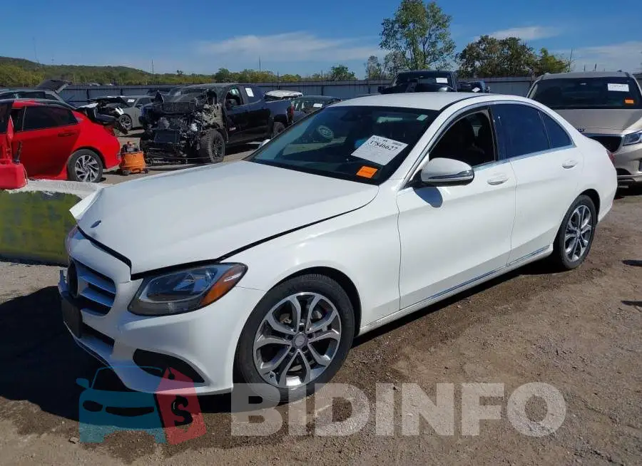 55SWF4JB5HU189384 Photo# 2