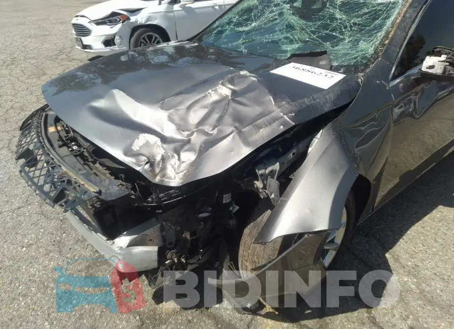 WDD3G4EB0KW027554 Photo# 6