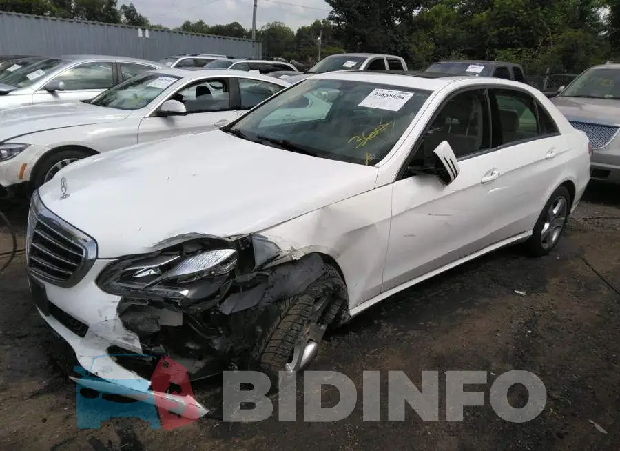 WDDHF8JB8EB044488 Photo# 2