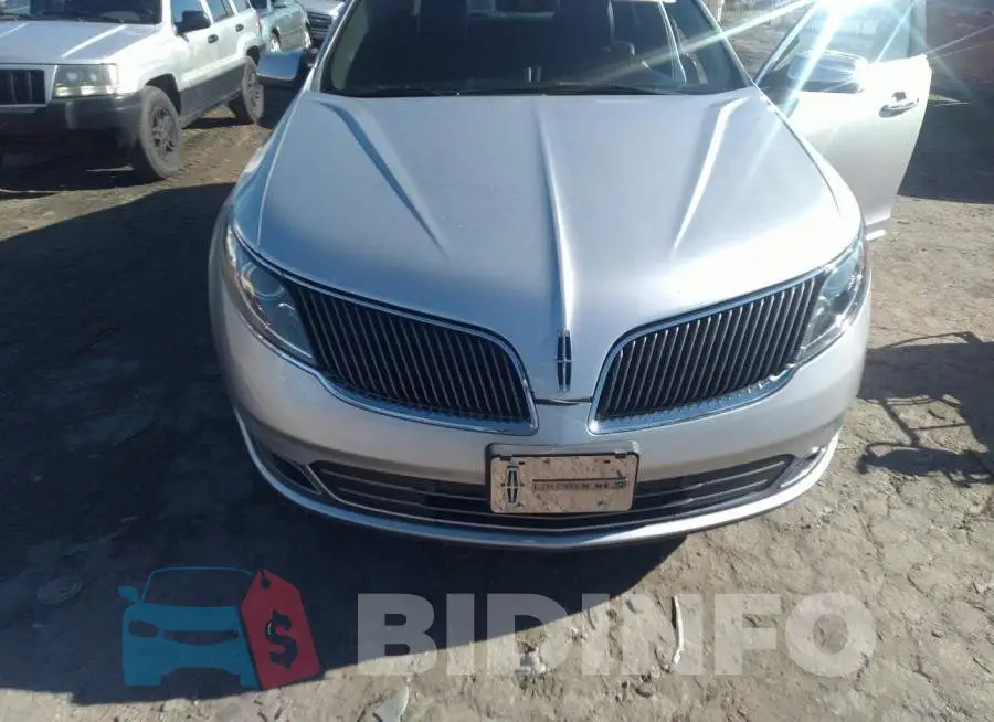 1LNHL9DK7EG607484 Photo# 6