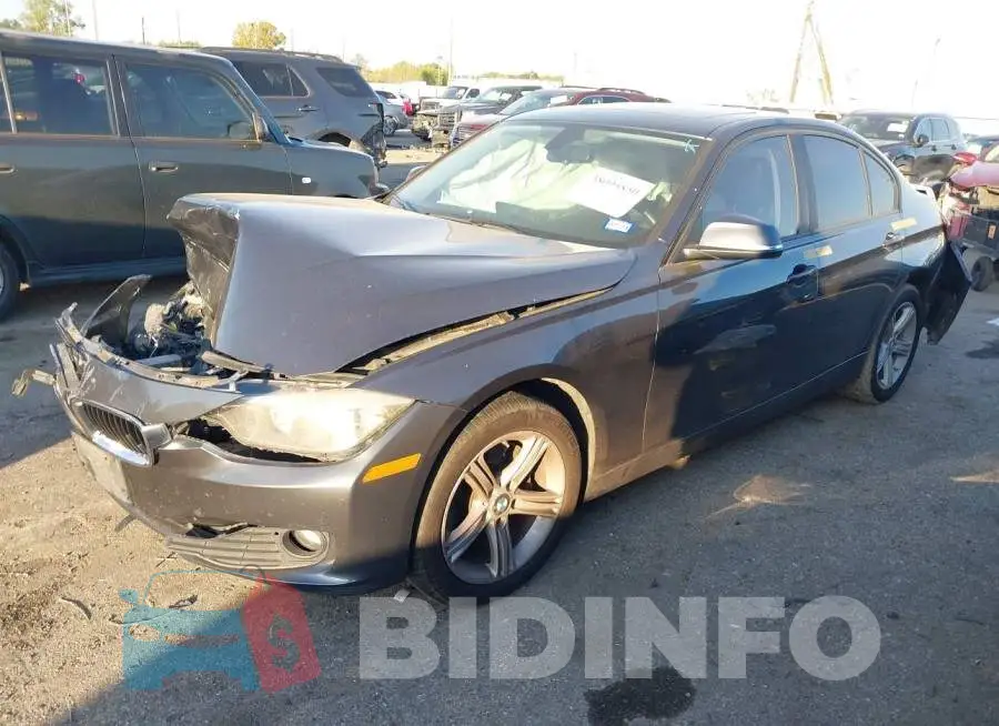 WBA3B1C58FK136231 Photo# 2