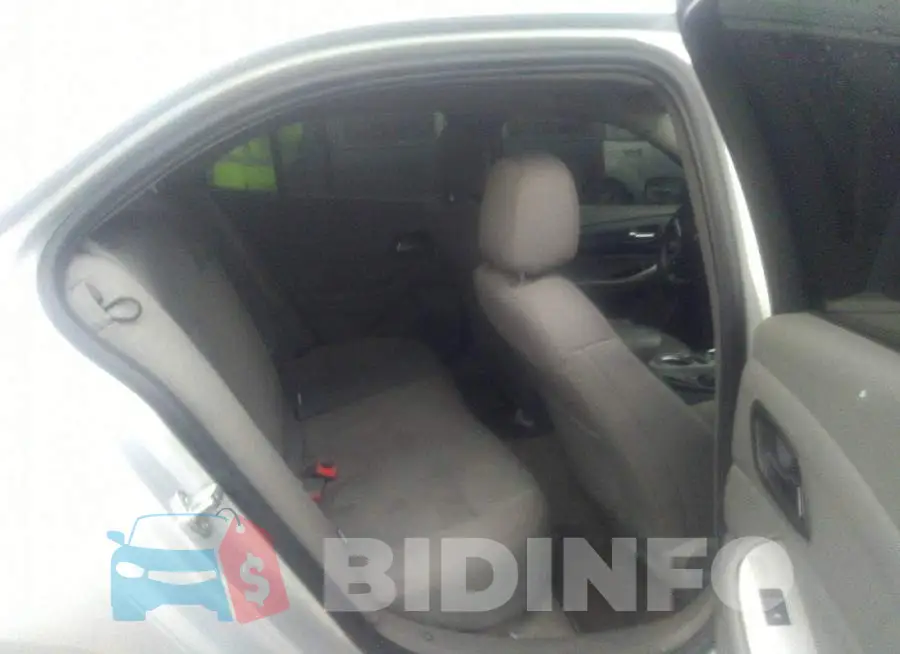 1G11B5SL3EF164732 Photo# 8