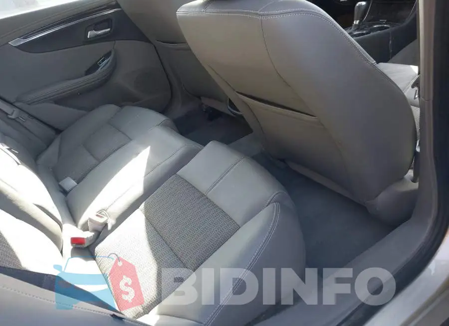 2G1115SL1F9111007 Photo# 8
