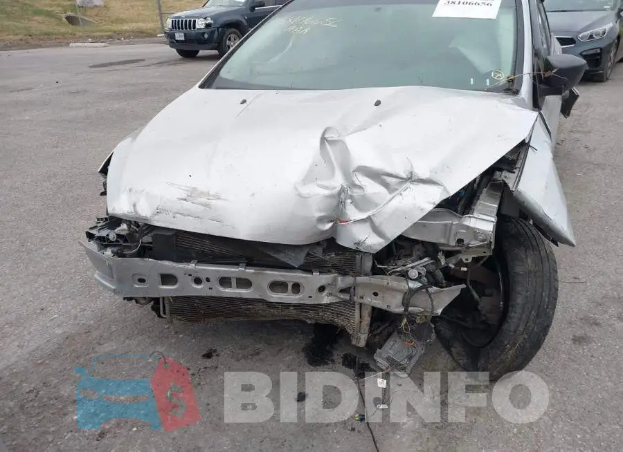 1FADP3E25GL202162 Photo# 6