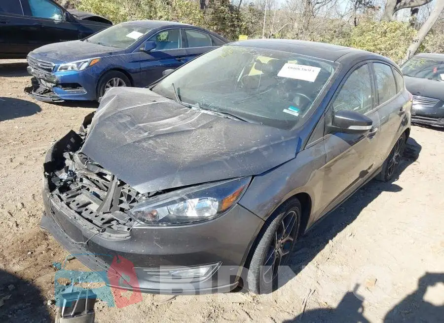 1FADP3M2XJL310530 Photo# 2