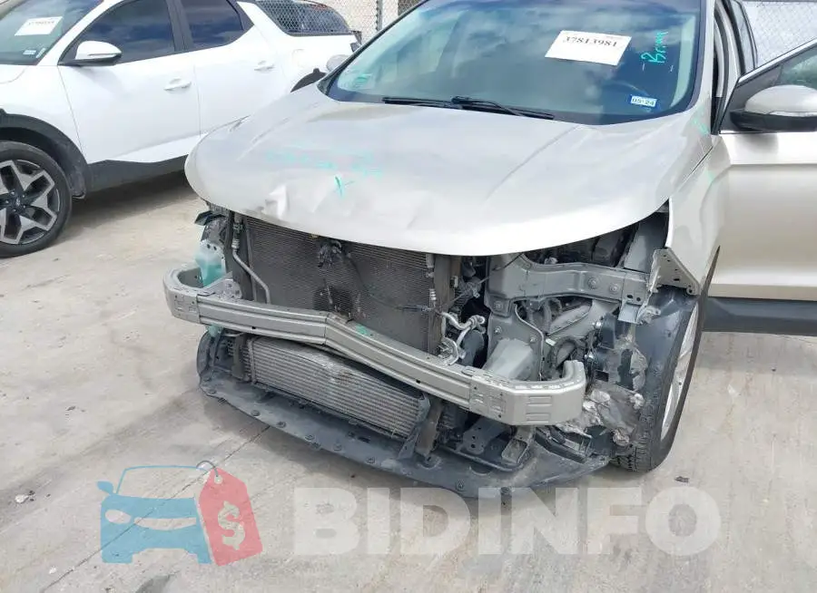 2FMPK3J92HBB94074 Photo# 6