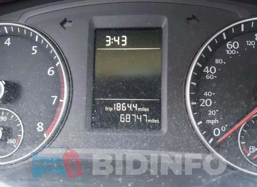 1VWAT7A30FC102030 Photo# 7