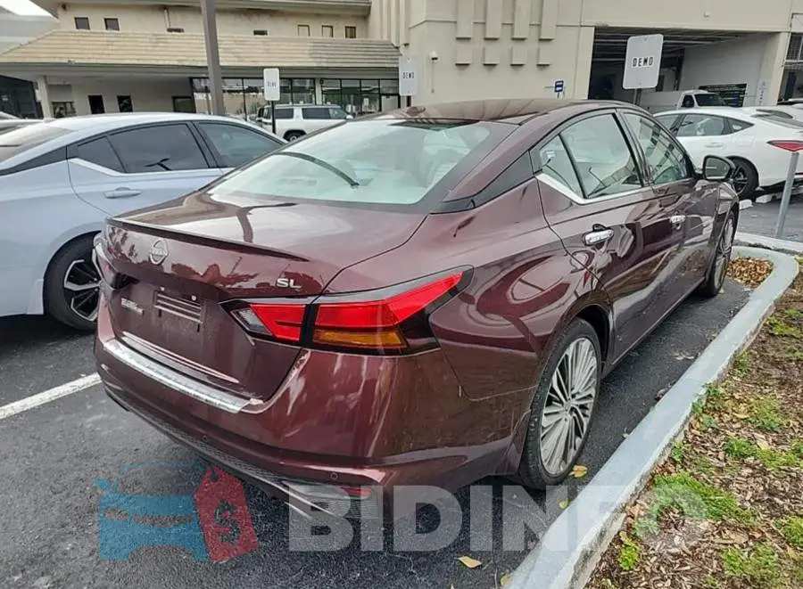 1N4BL4EV7PN306126 Photo# 4