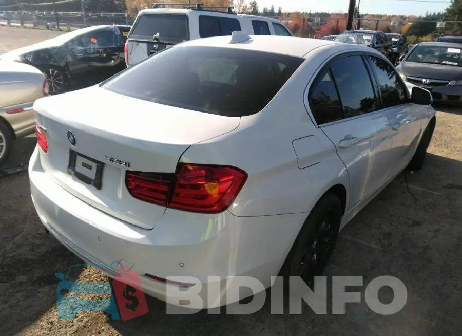 WBA3B3C50EJ978951 Photo# 4