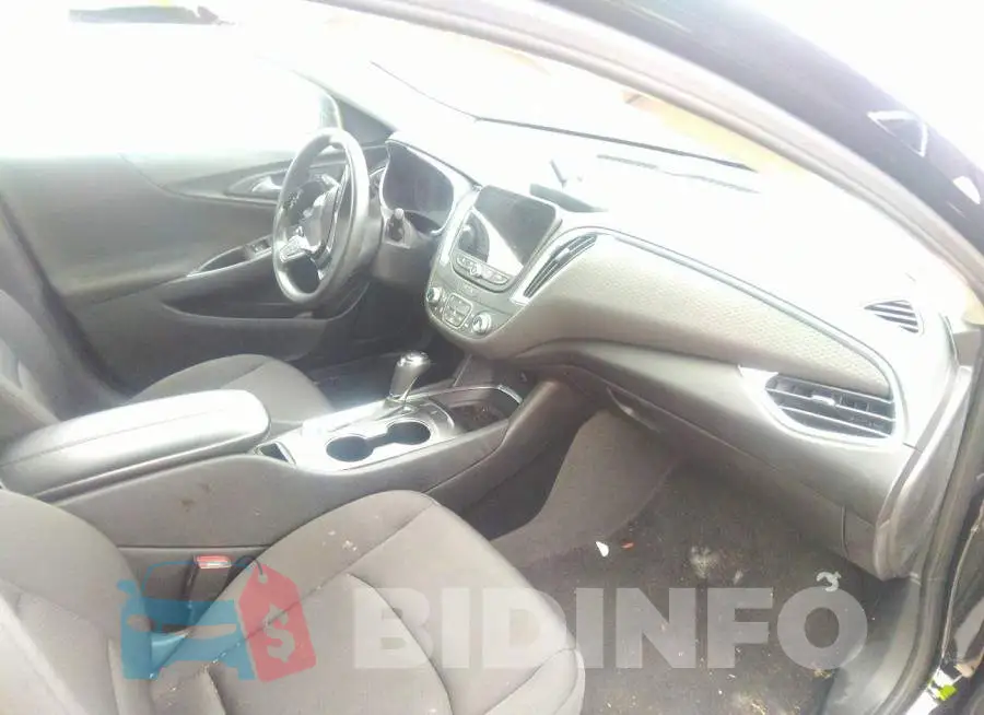 1G1ZD5ST6LF042490 Photo# 5