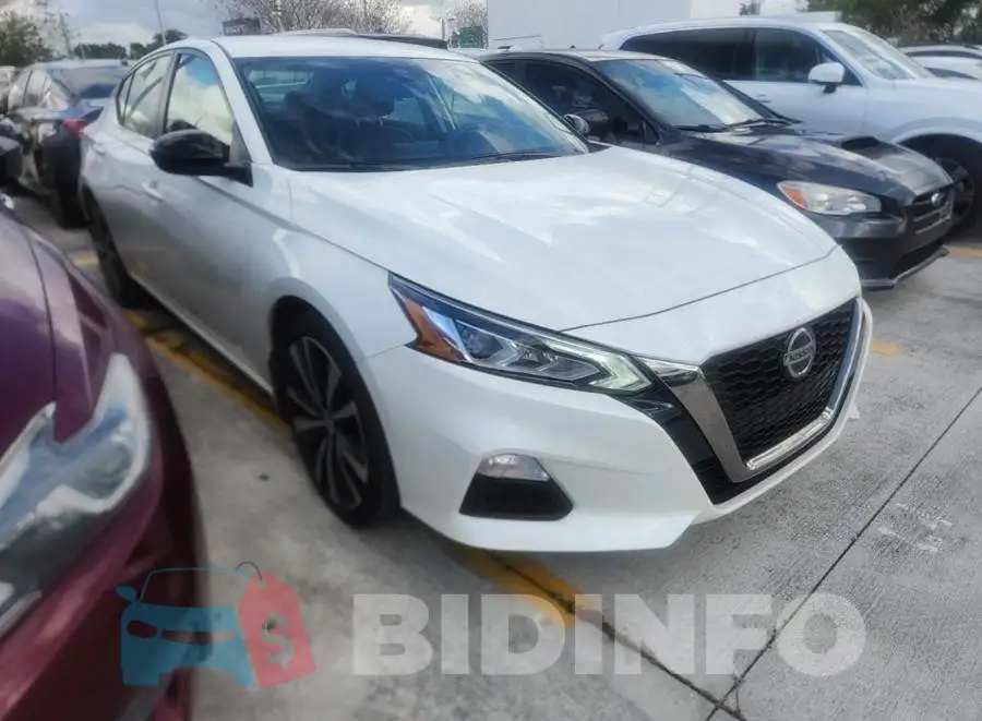 1N4BL4CV3NN392017 Photo# 1