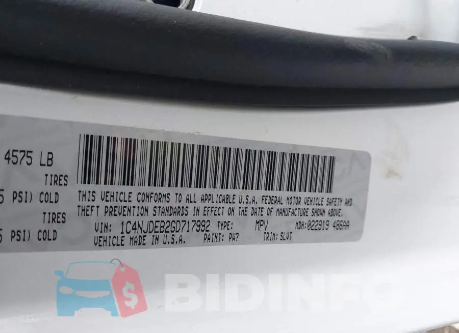 1C4NJDEB2GD717992 Photo# 9