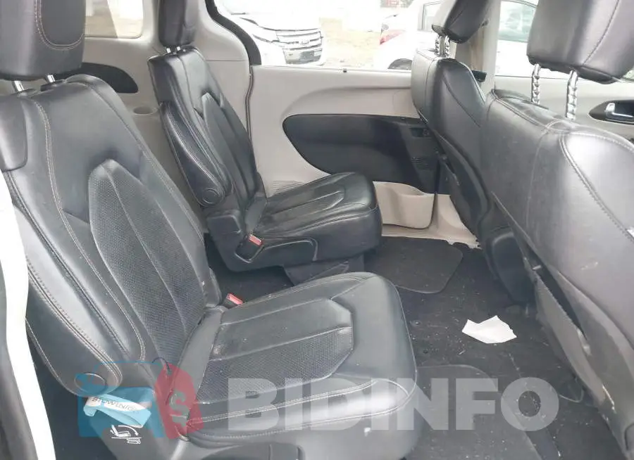 2C4RC1BG5KR596830 Photo# 8