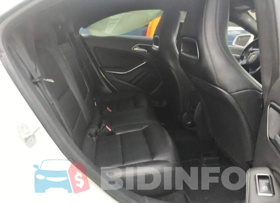 WDDSJ4EB4FN228558 Photo# 8