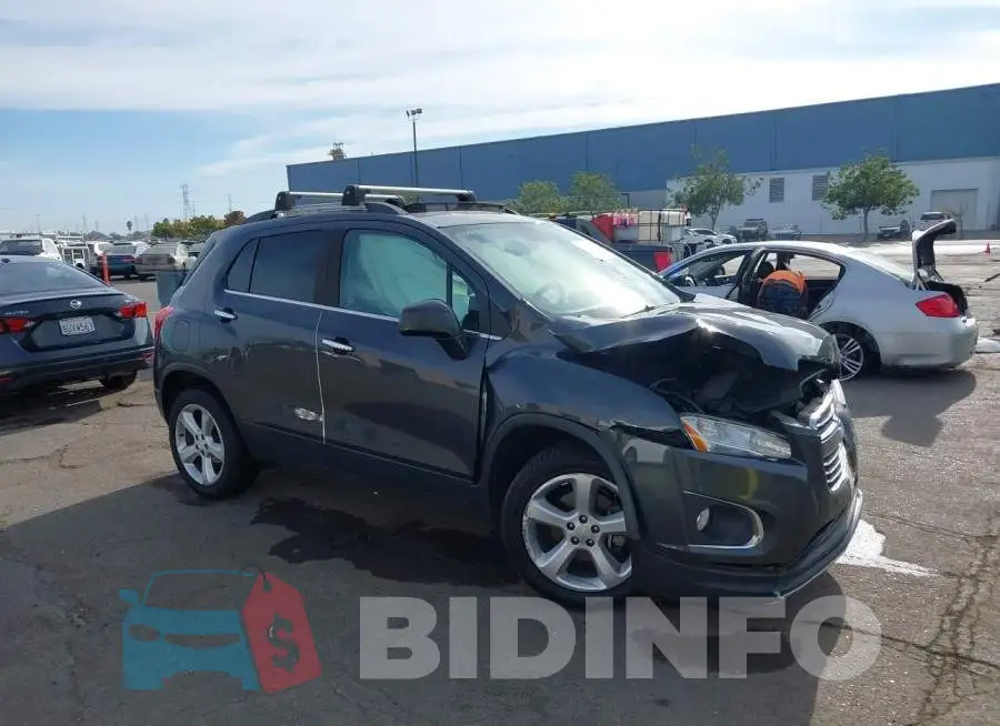 3GNCJRSB8GL275472 Photo# 1