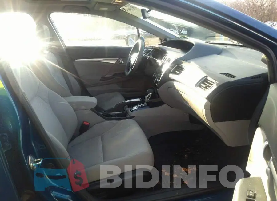 19XFB2F87EE207044 Photo# 5
