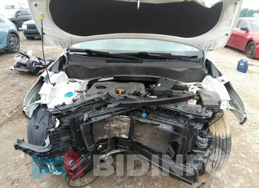 KNDEUCAAXM7096171 Photo# 10
