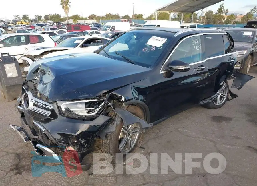 WDC0G8DB1LF735281 Photo# 2